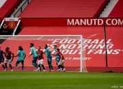 B体育网站-曼联与巴塞罗那互交白卷，欧冠晋级前途未明的简单介绍