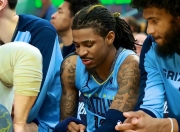 B体育官方-灰熊惊险胜雷霆，莫兰特表现出色再次引领球队！的简单介绍