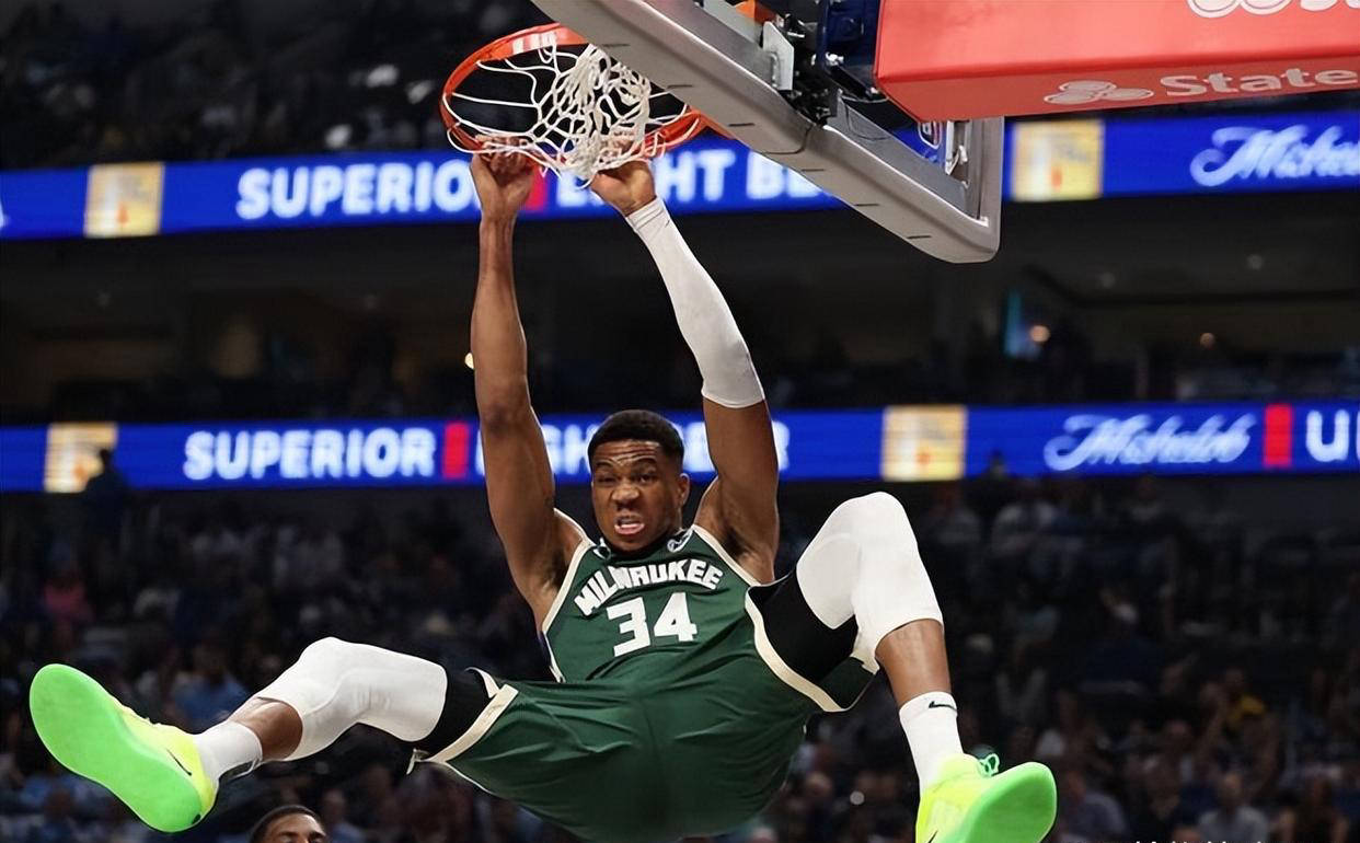 雄鹿击败独行侠,取得关键胜利 雄鹿击败独行侠,取得关键胜利