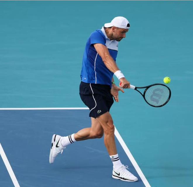 塞维利亚横扫对手,表现强势 塞维利亚横扫对手,表现强势