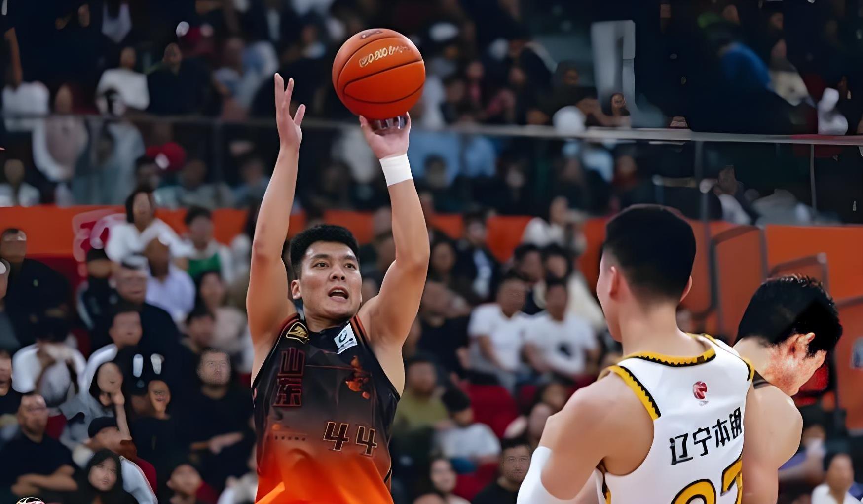 山东男篮前三节领先,安全取胜 山东男篮前三节领先,安全取胜