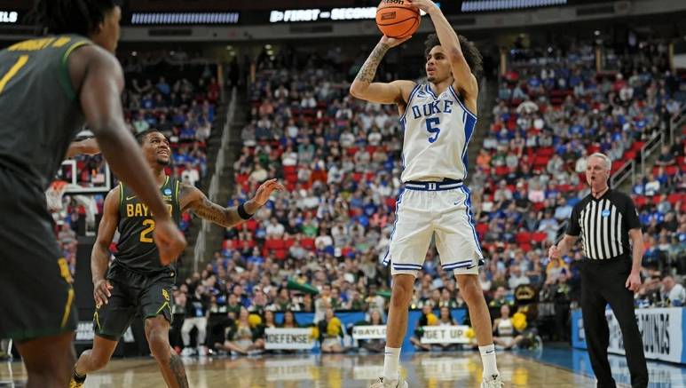 国王新秀哈拉索破得分神奇表现 国王新秀哈拉索破得分神奇表现