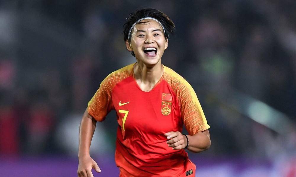 包含历史上第一次,国内足球女队赢得赛事冠军的词条 包含历史上第一次,国内足球女队赢得赛事冠军的词条