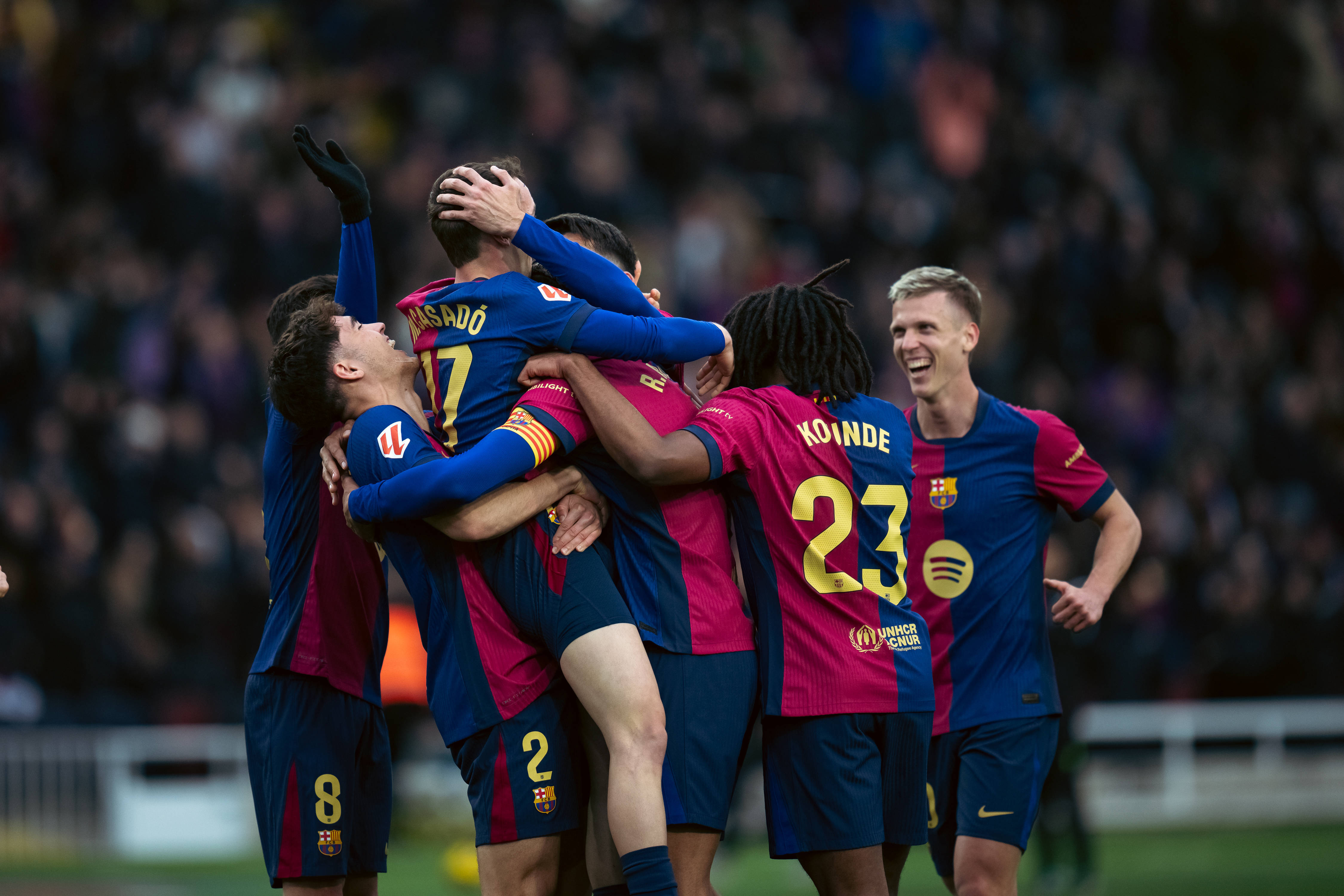 关于巴塞罗那核心缺阵！主帅强调团队合力引领晋级！的信息