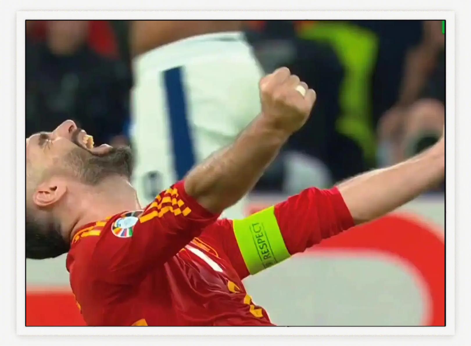 西班牙球迷狂热，期待欧洲杯预选赛胜利