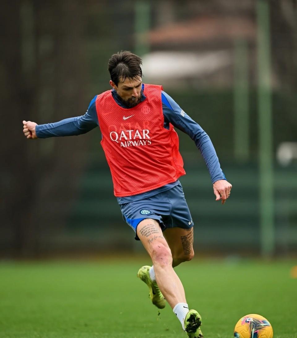 米兰德比再度上演,胜利将是谁手中的简单介绍 米兰德比再度上演,胜利将是谁手中的简单介绍