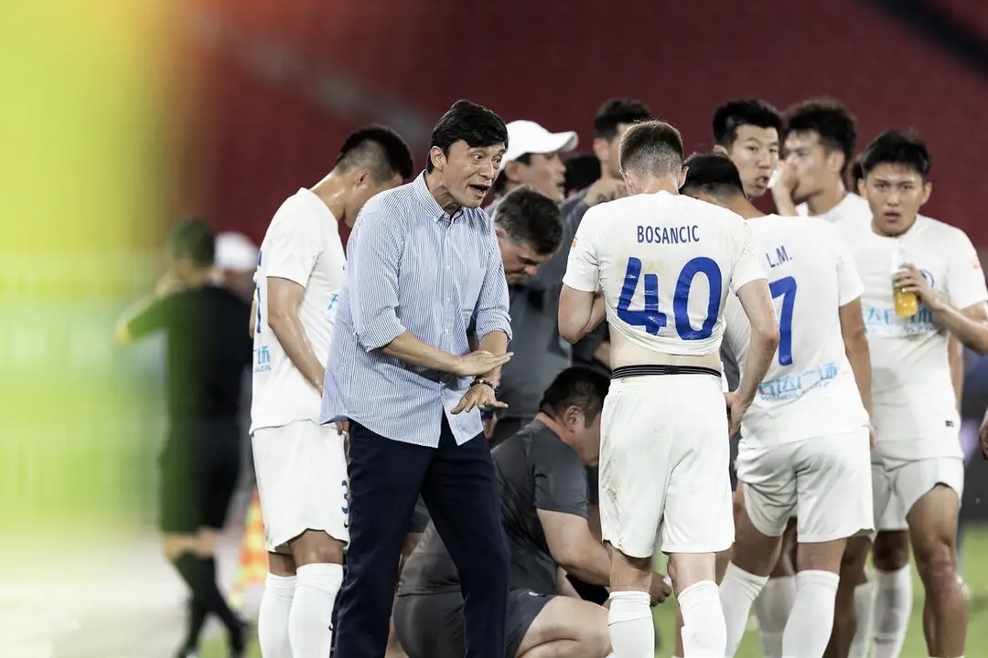 关于韩国球队换帅，希望扭转连败颓势的信息
