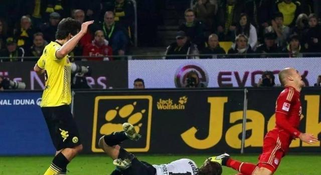 关于法兰克福欲夺得对阵霍芬海姆的胜利的信息