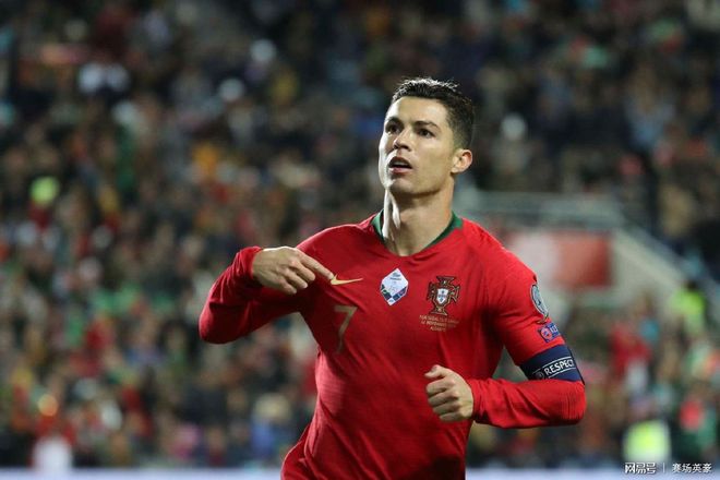 卢森堡队斩获比赛胜利，闯入下一轮