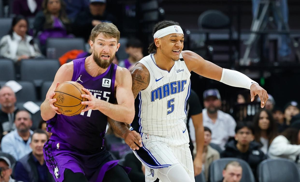 包含国王主教练宣布伤情好转,球队士气大振的词条 包含国王主教练宣布伤情好转,球队士气大振的词条