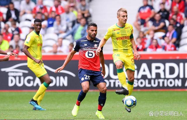 防守漏洞频现，里尔客场失利遭遇危机的简单介绍