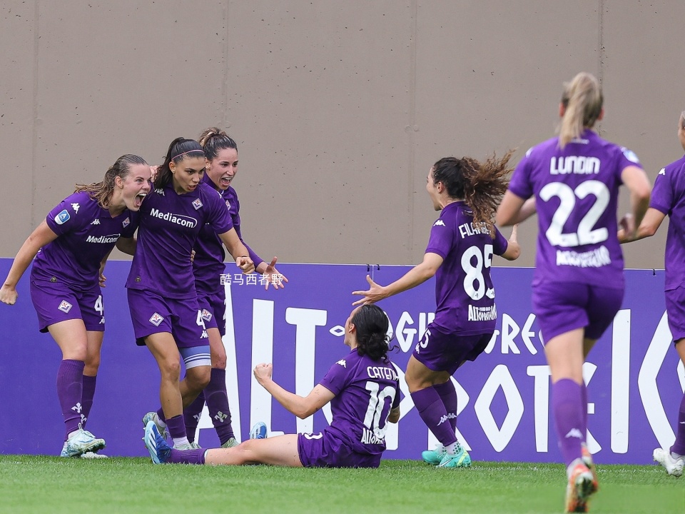 包含拉齐奥备战对阵佛罗伦萨，全力以赴的词条