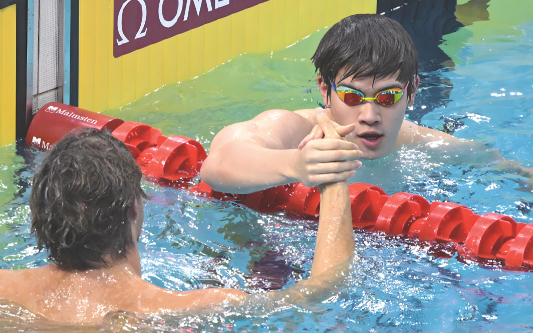 新加坡运动员突破个人最佳，获得冠军