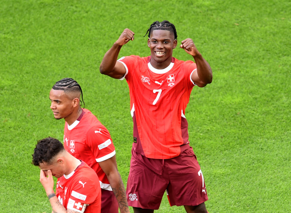 瑞士队积极备战迎战，冲刺成功见曙光