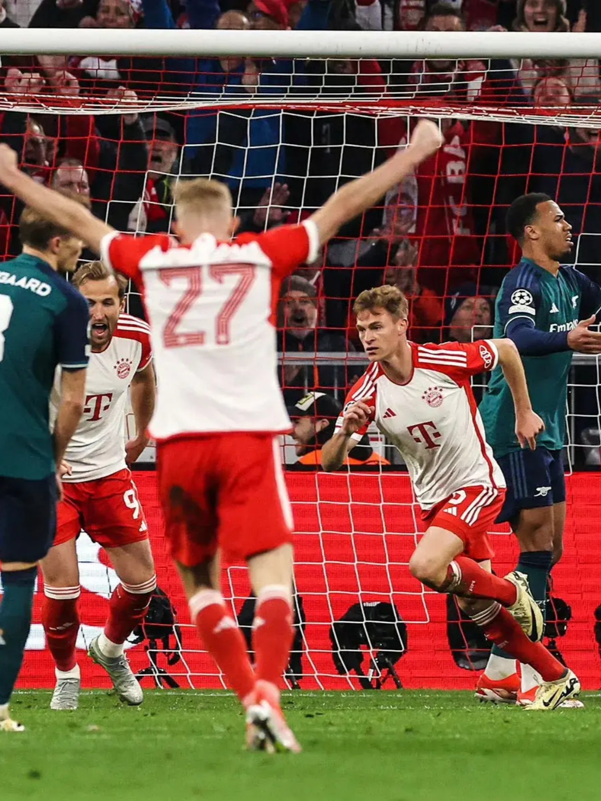 包含阿贾克斯崭露头角,欧冠半决赛挑战正式展开的词条 包含阿贾克斯崭露头角,欧冠半决赛挑战正式展开的词条